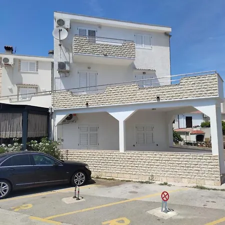 Apartamento Lazic Pag By Pag Tours