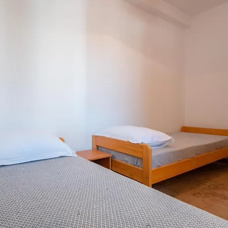 Lazic Pag Apartment Pag Town