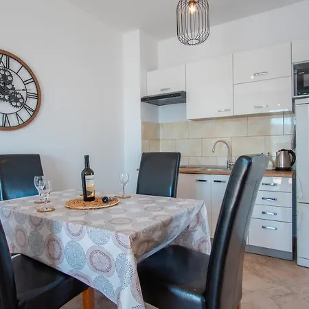 Apartmán Lazic Pag By Pag Tours *