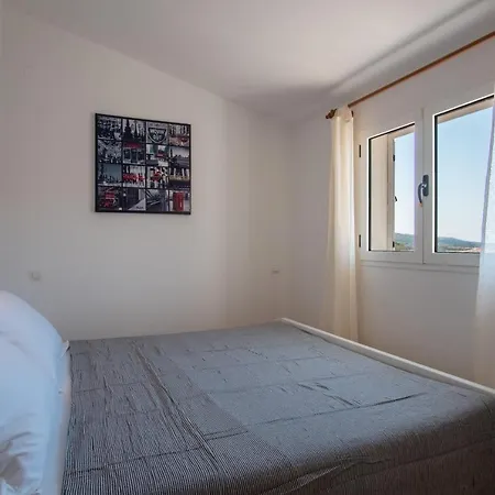 Apartment Lazic Pag Pag Town